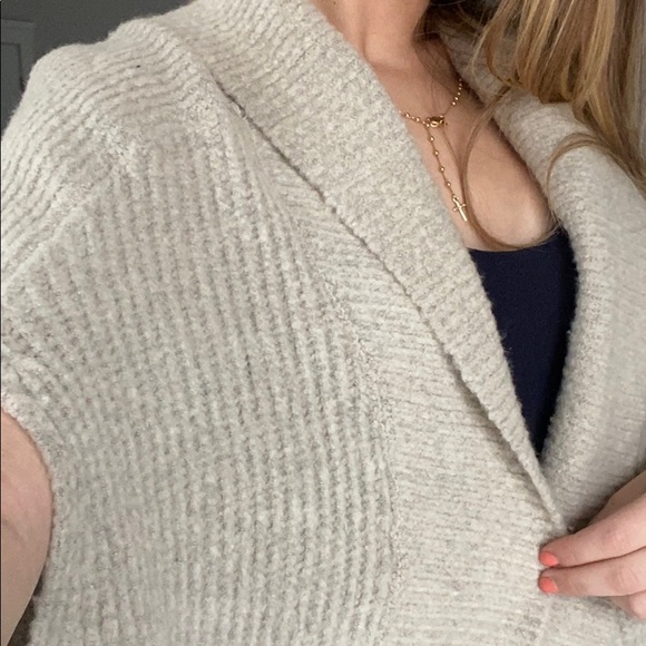 Olive + oak Sweater - Picture 5 of 5